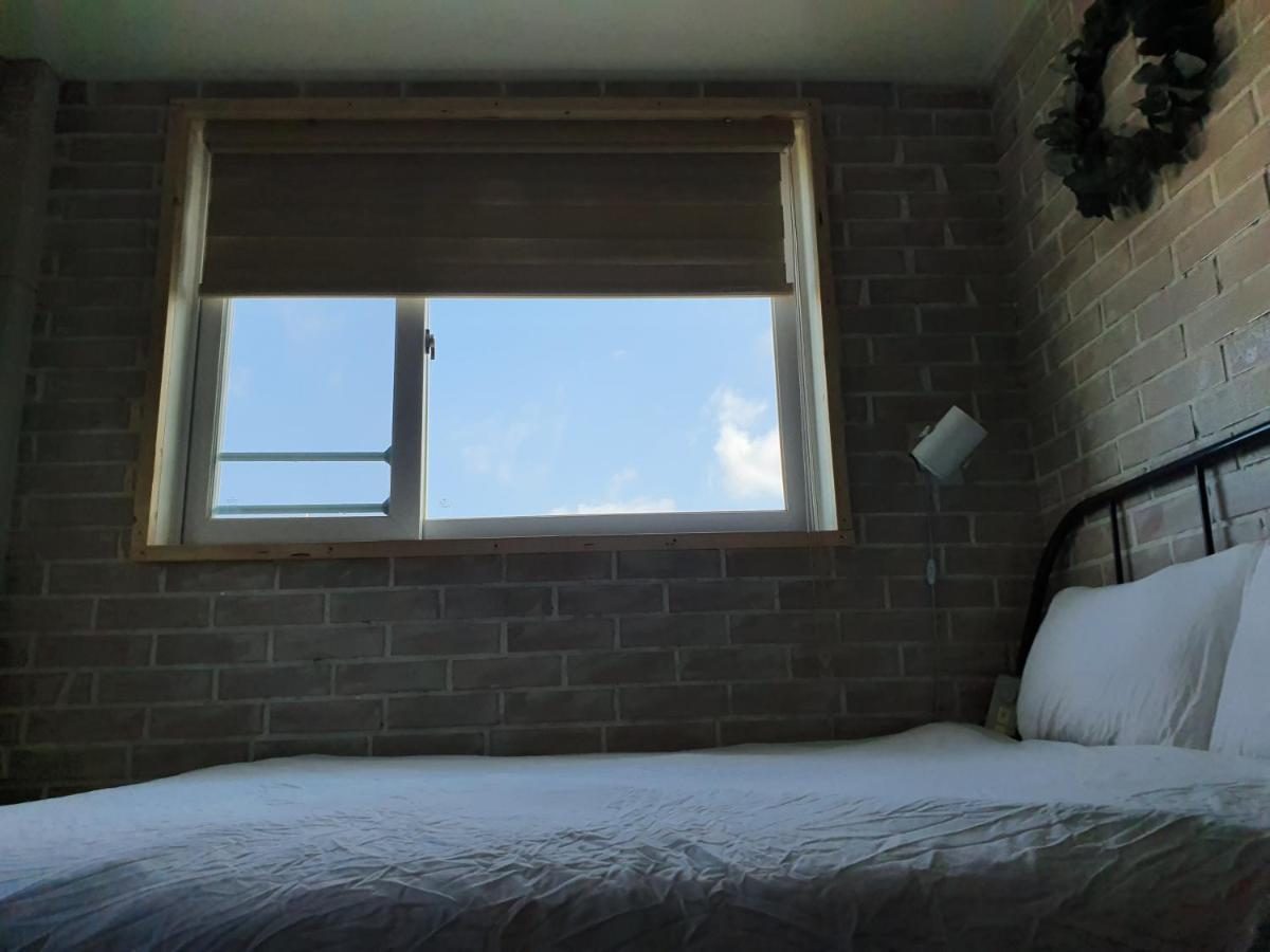 Sokcho Hutte Hotel Buitenkant foto