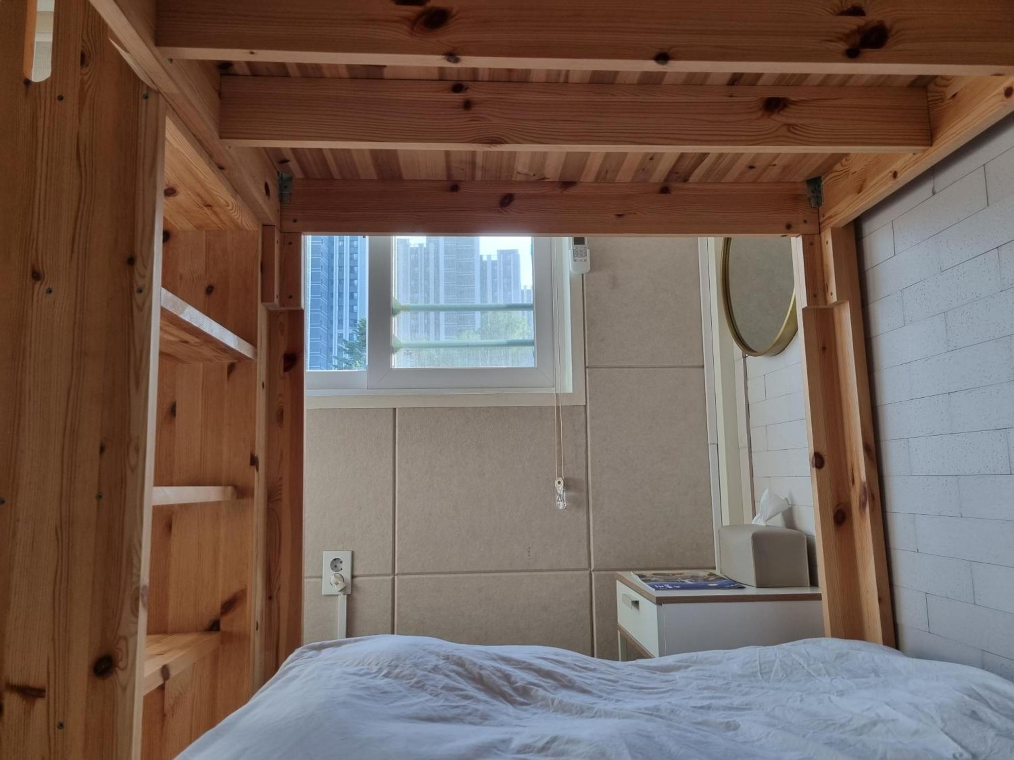 Sokcho Hutte Hotel Buitenkant foto