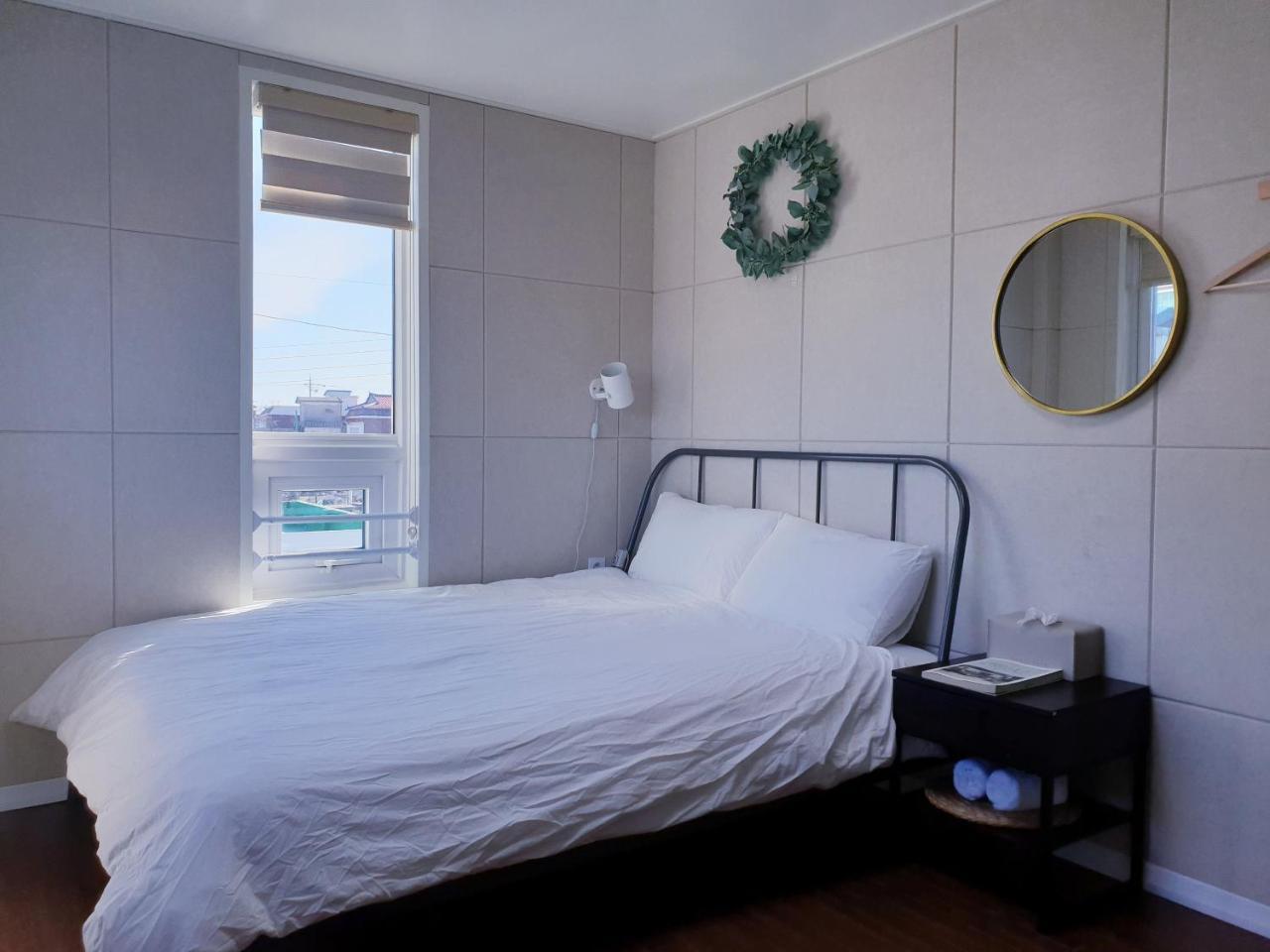 Sokcho Hutte Hotel Buitenkant foto