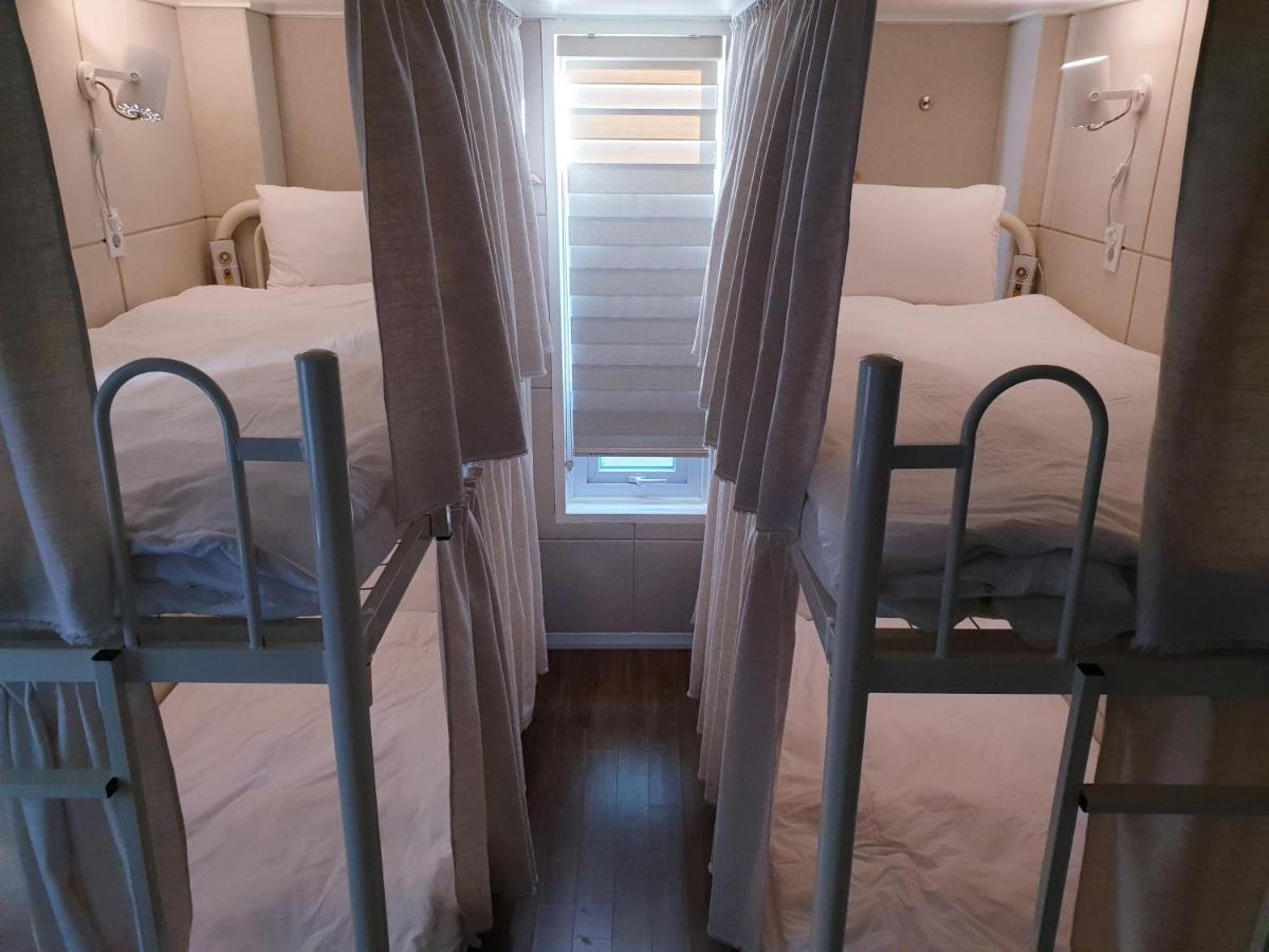 Sokcho Hutte Hotel Buitenkant foto